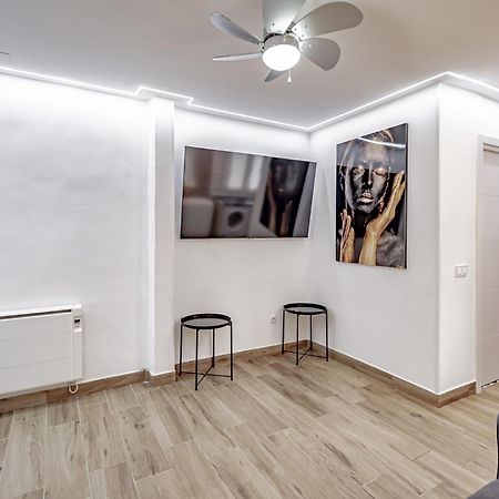 Apartamentos Estrecho Madrid Zimmer foto
